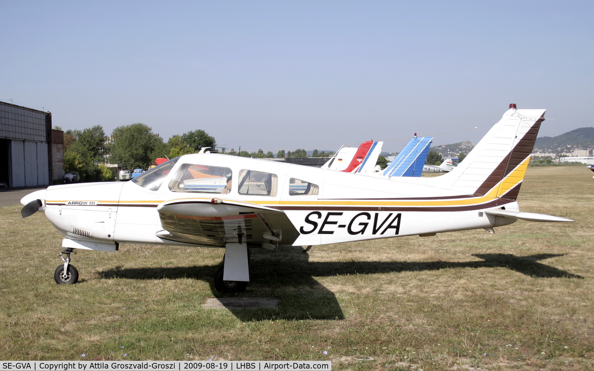 SE-GVA, 1977 Piper PA-28R-201 Cherokee Arrow III C/N 28R-7837027, Budaörs-Airport  Hungary-LHBS
