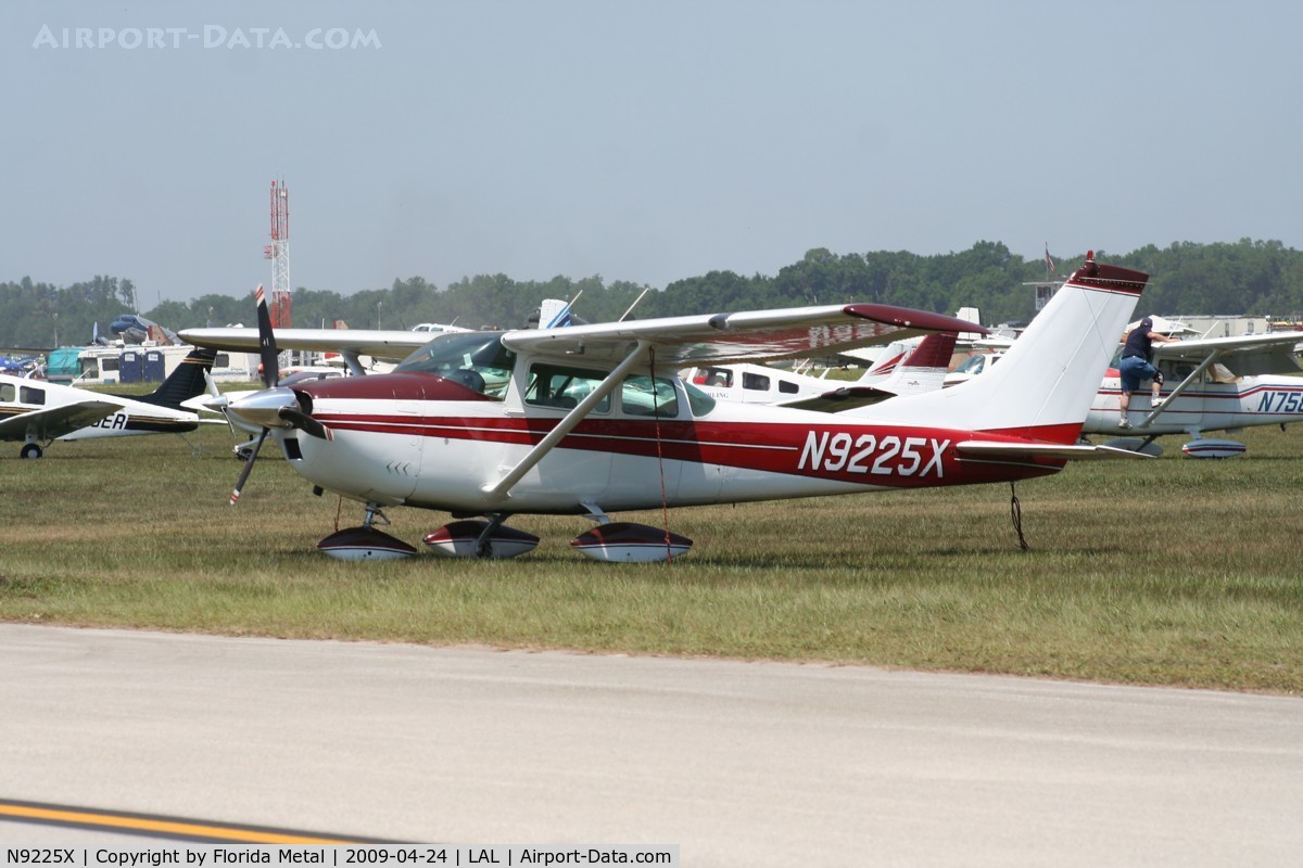 N9225X, 1961 Cessna 182E Skylane C/N 18253625, Cessna 182E