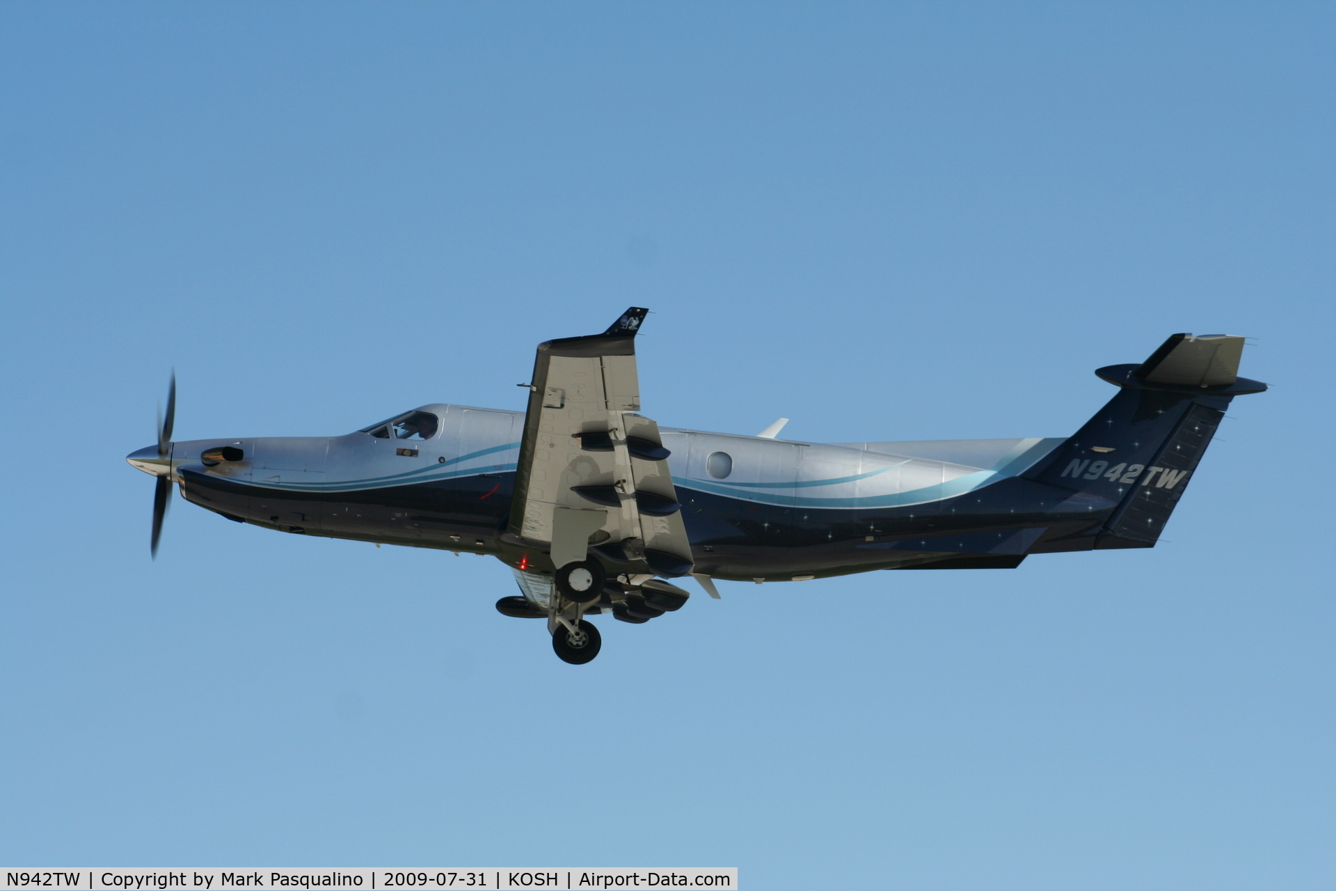 N942TW, 2005 Pilatus PC-12/45 C/N 636, Pilatus PC-12