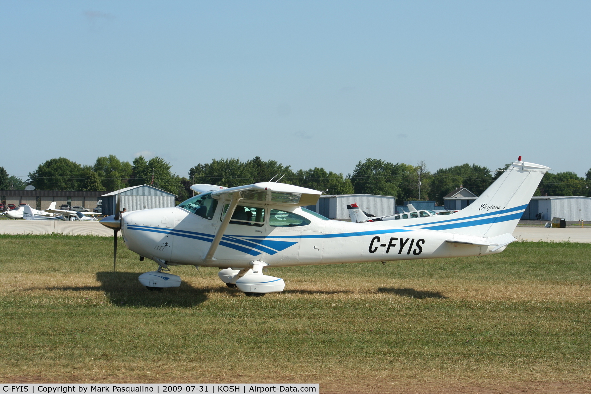 C-FYIS, 1979 Cessna 182Q Skylane C/N 18267233, Cessna 182Q