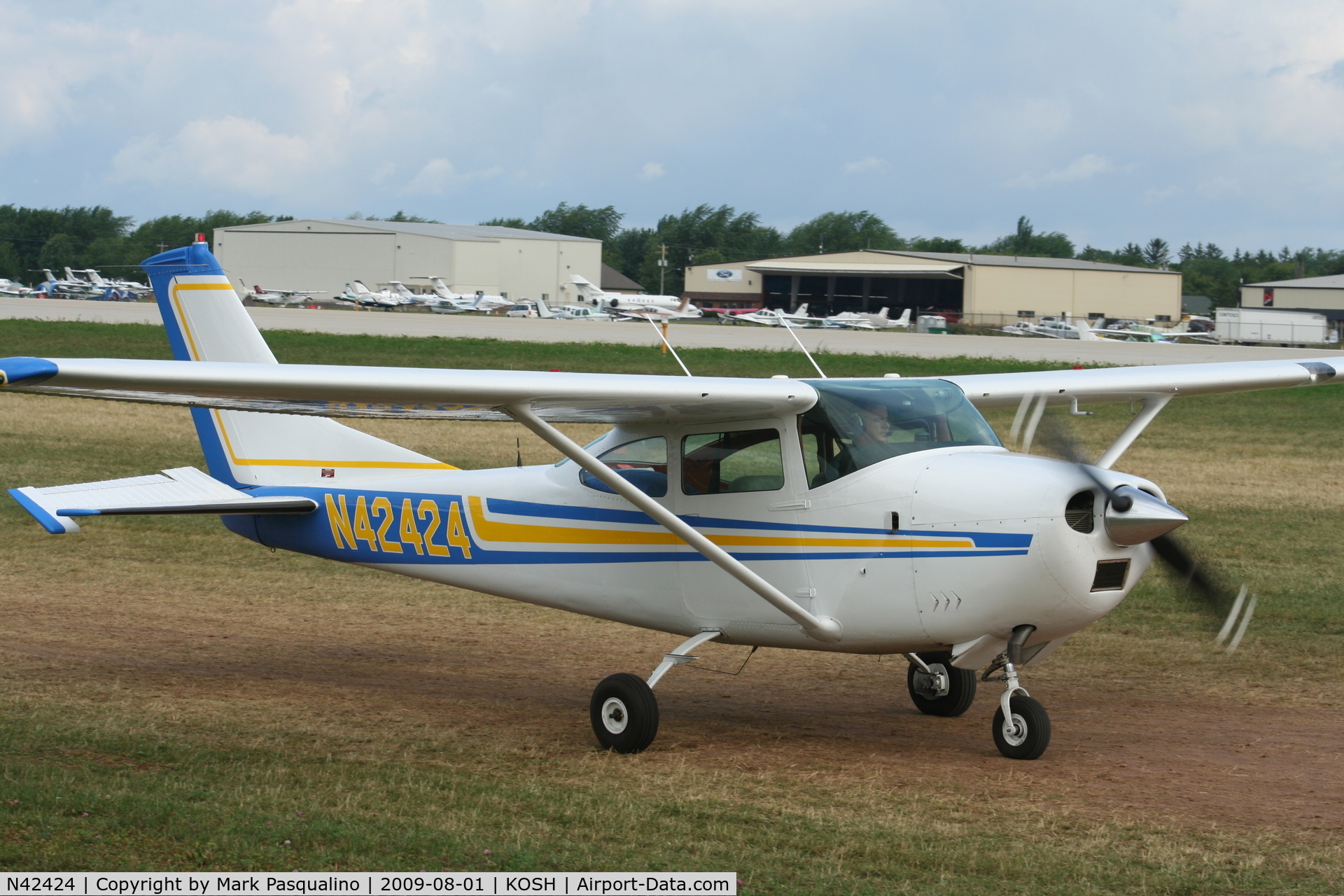 N42424, 1968 Cessna 182L Skylane C/N 18259013, Cessna 182L