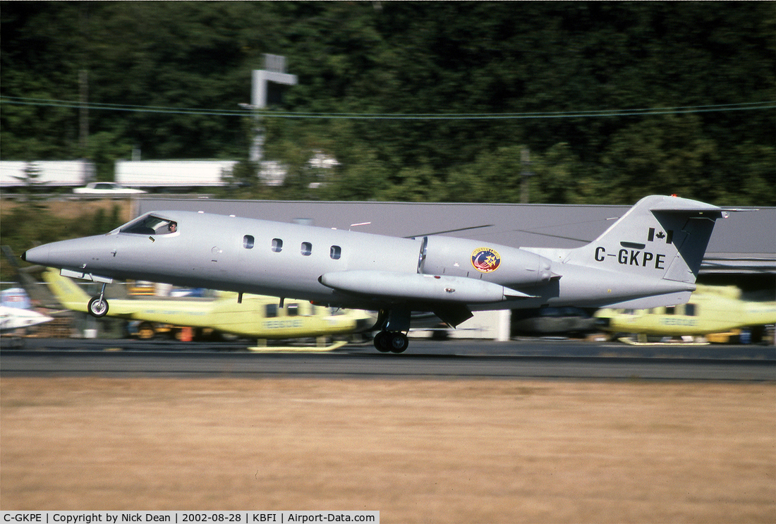 C-GKPE, 1975 Gates LearJet 35 C/N 35-030, KBFI
