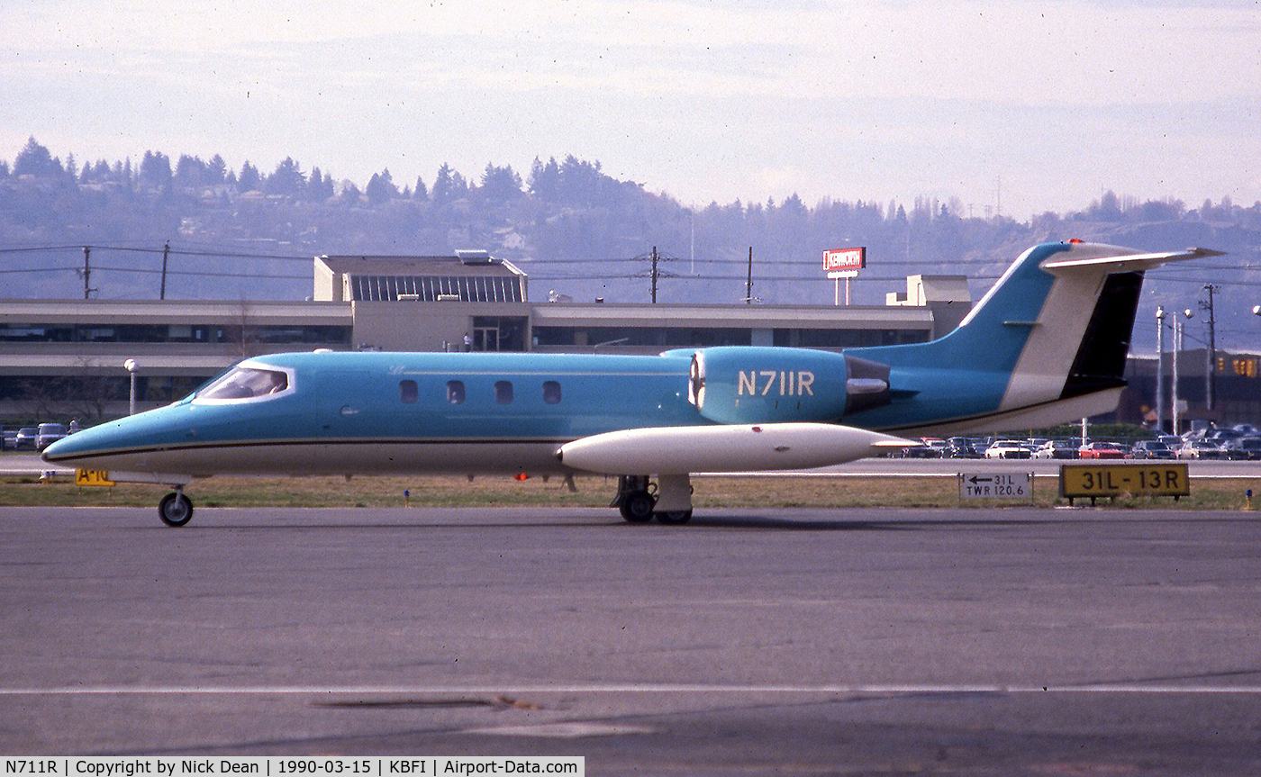 N711R, 1975 Gates LearJet 35 C/N 35-035, KBFI