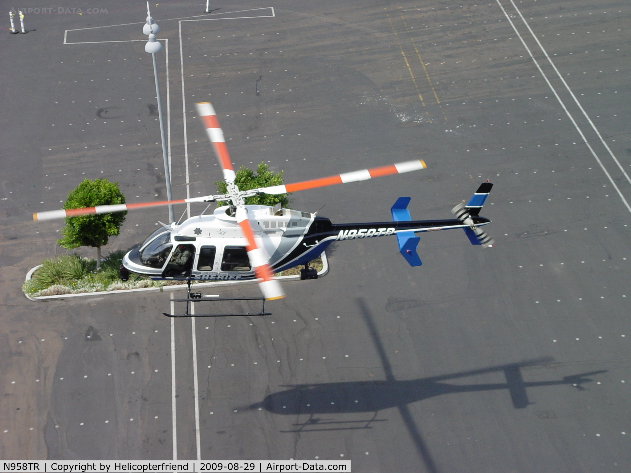 N958TR, Bell 407 C/N 53770, Lift off from Towne & Country Inn San Diego