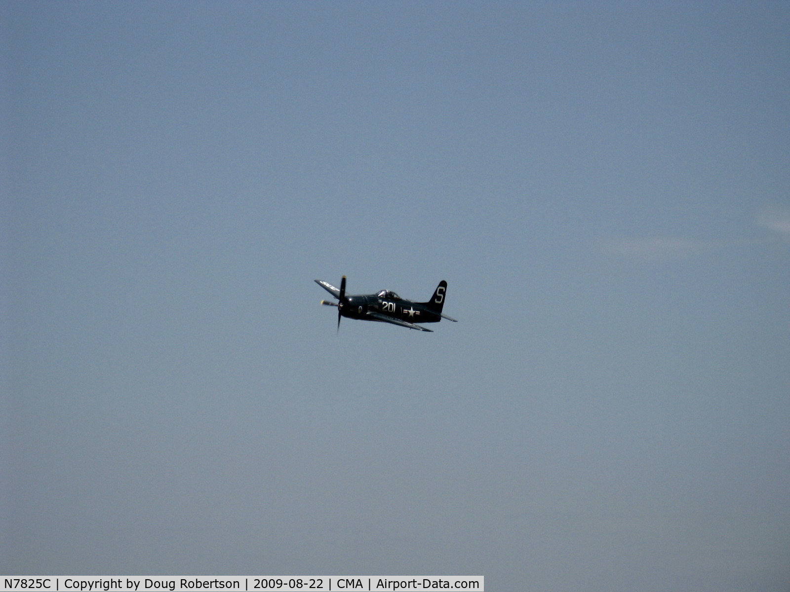 N7825C, 1948 Grumman F8F-2 (G58) Bearcat C/N D.1227, 1949 Grumman F8F-2 BEARCAT, high speed pass over Runway 26