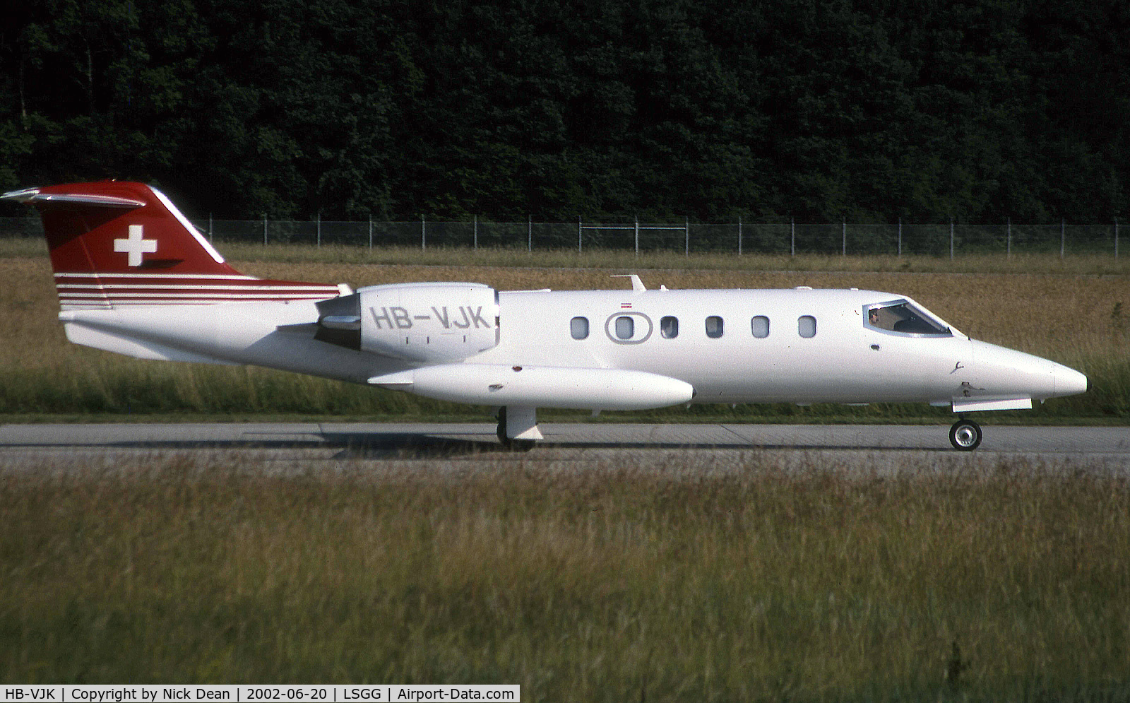 HB-VJK, 1989 Learjet 35A C/N 35A-651, LSGG