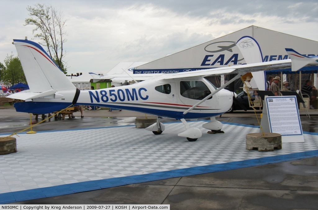 N850MC, Flight Design MC C/N A-08-03-02, EAA Airventure 2009
