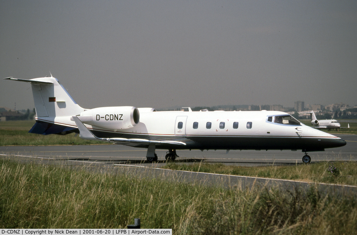 D-CDNZ, 1999 Learjet 60 C/N 60-161, LFPB