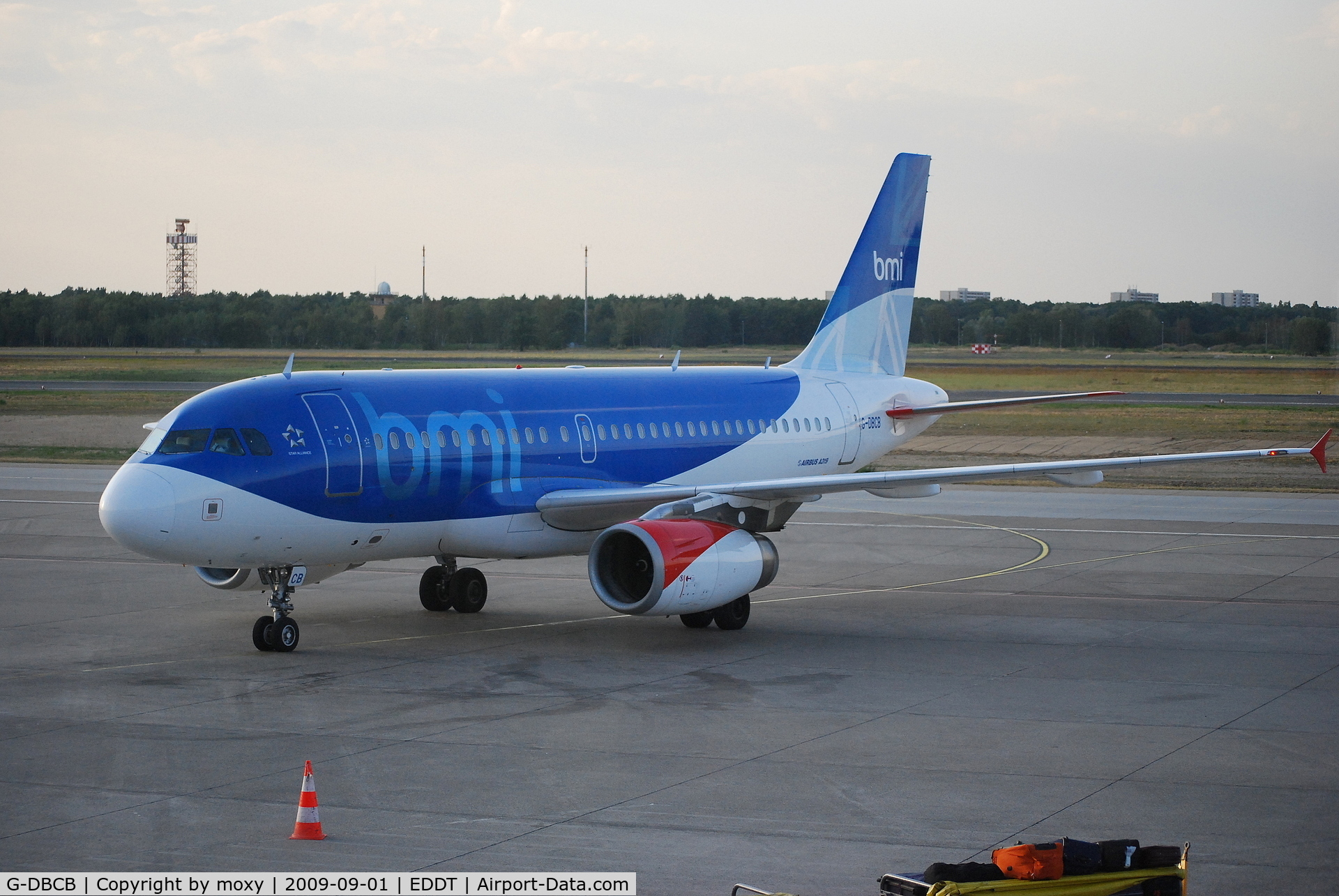 G-DBCB, 2004 Airbus A319-131 C/N 2188, A319-131 arriving on stand at Berlin Tegel