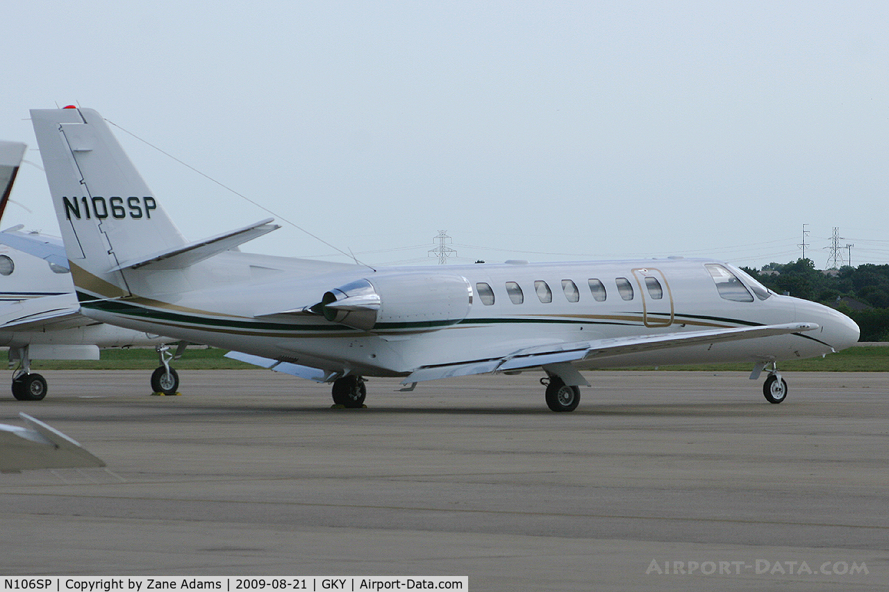 N106SP, 1996 Cessna 560 Citation Ultra C/N 560-0347, In town for the first Dallas Cowboys game at the new stadium.