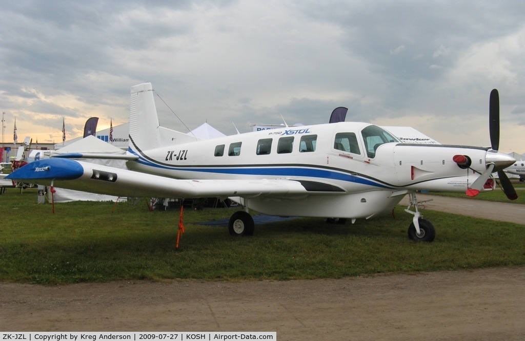 ZK-JZL, Pacific Aerospace PAC 750XL C/N 156, EAA Airventure 2009