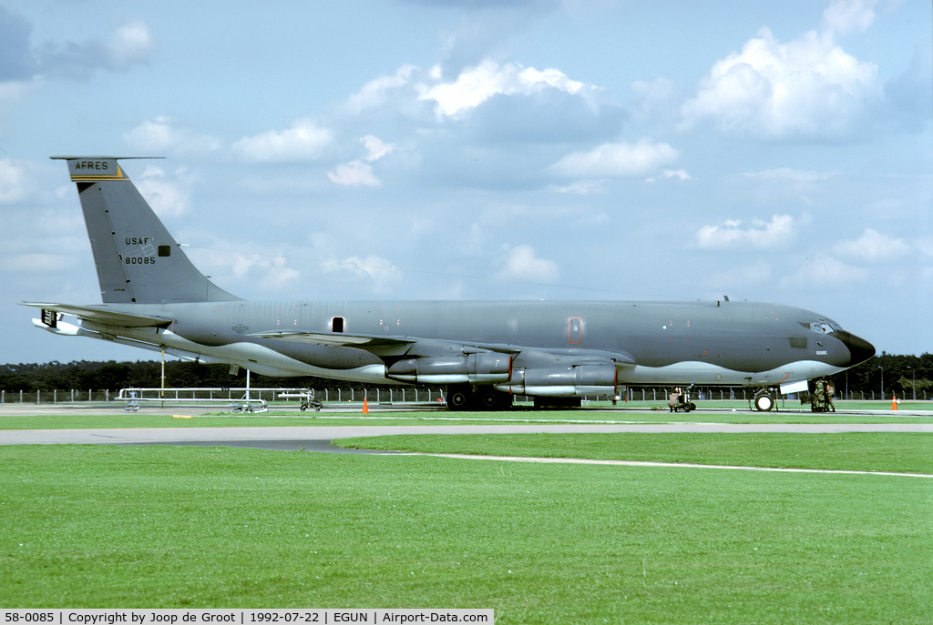58-0085, 1958 Boeing KC-135E Stratotanker C/N 17830, charcoal grey was 'in' in teh early nineties.