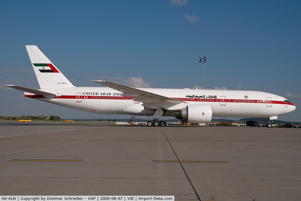 A6-ALN, 1999 Boeing 777-2AN/ER C/N 29953, UAE Government Boeing 777-200