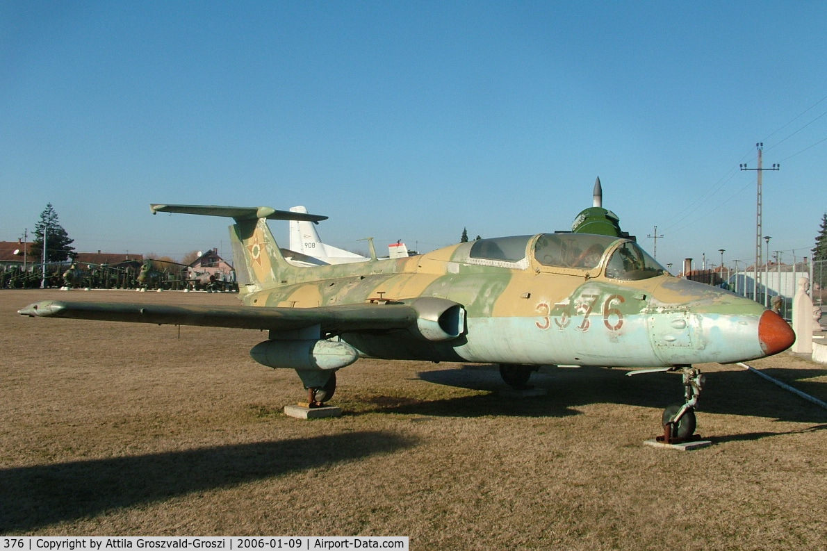 376, 1965 Aero L-29 Delfin C/N 591376, Kecel Military technical park, Hungary