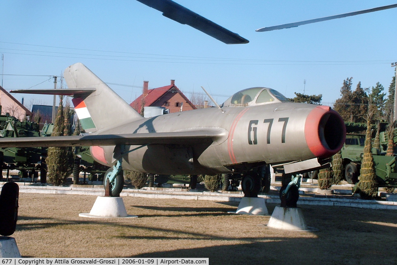 677, 1952 Mikoyan-Gurevich MiG-15bis C/N 2677, Kecel Military technical park, Hungary, Painting like this did not exist in the Hungarian Airforce, this found its way out only painting.