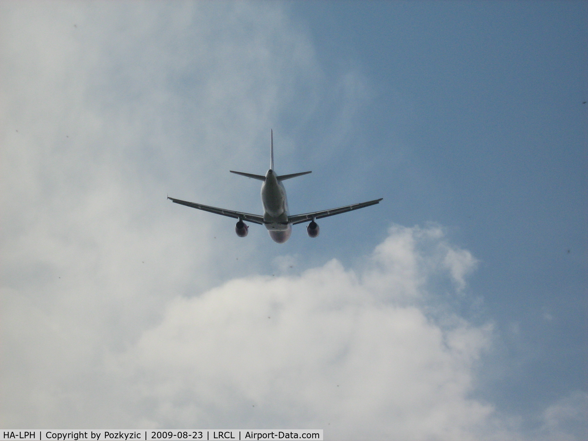 HA-LPH, 2006 Airbus A320-232 C/N 2688, Takeoff destination PARIS