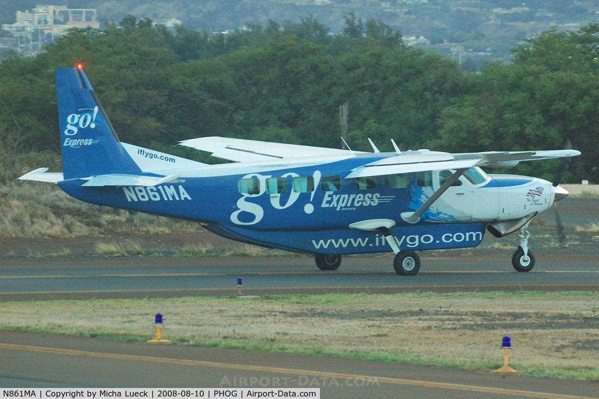 N861MA, 2000 Cessna 208B Grand Caravan C/N 208B0825, At Maui
