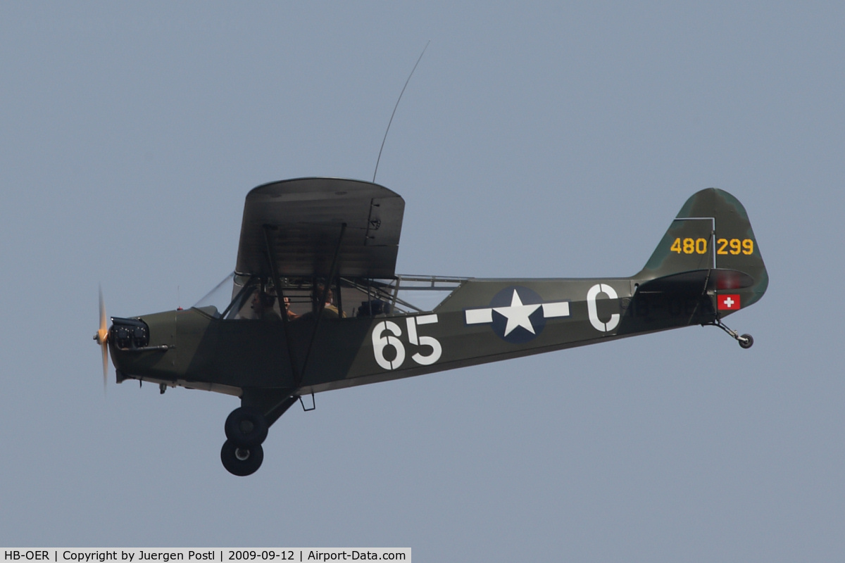 HB-OER, 1944 Piper L-4J Grasshopper (J3C-65D) C/N 12595, Red Bull Air Race Porto 2009 - Piper J-3C-65 Cub