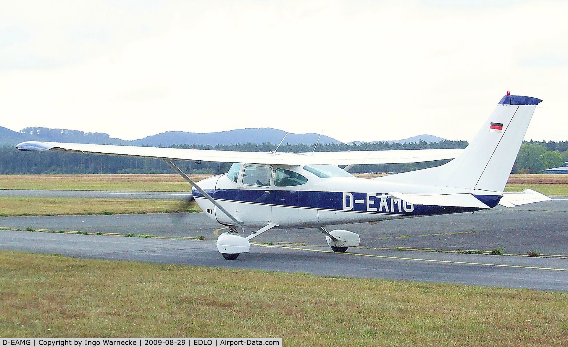 D-EAMG, Reims F182Q C/N 0038, Cessna (Reims) F182Q Skylane at Oerlinghausen airfield