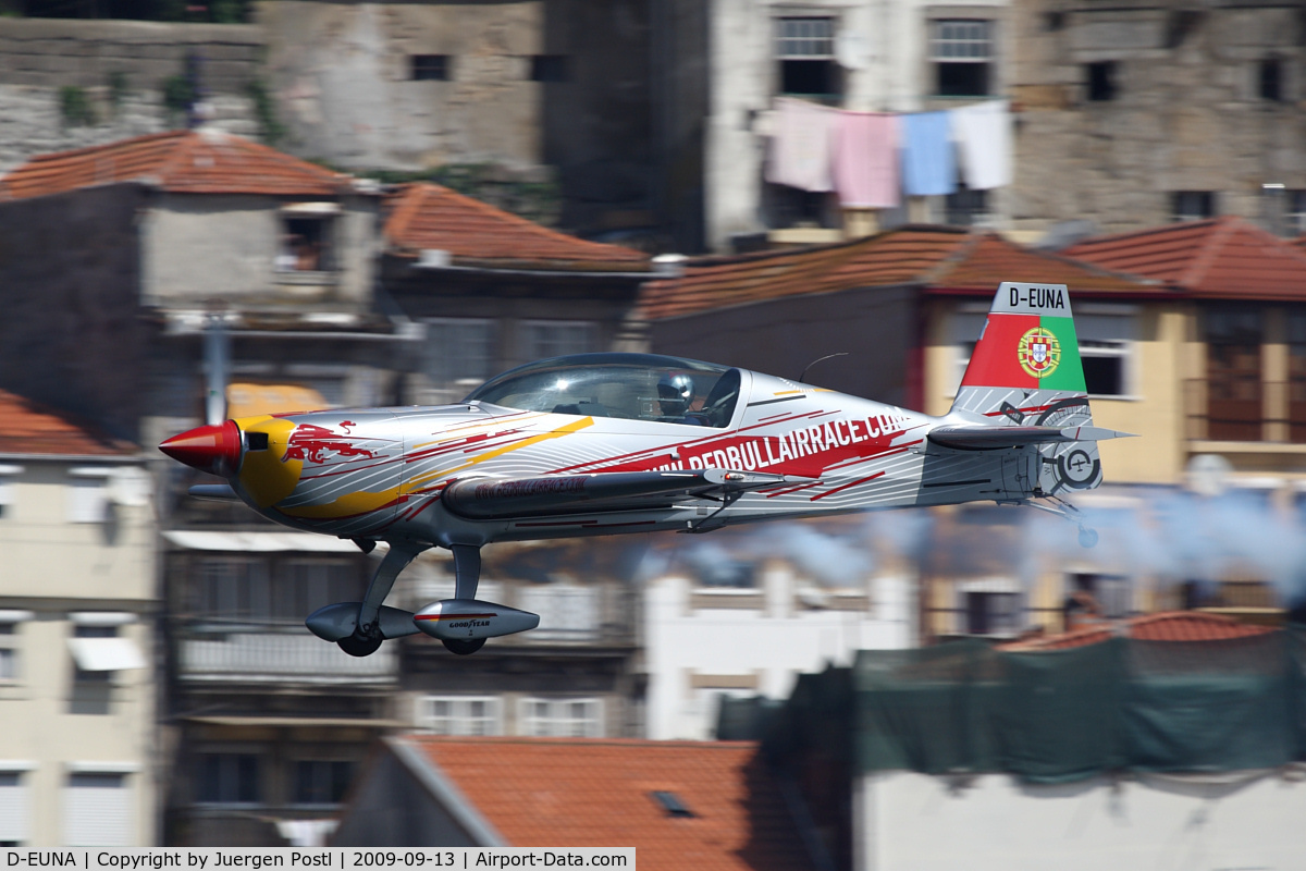 D-EUNA, Extra EA-300LP C/N 1251, Red Bull Air Race Porto 2009 - Extra EA-300LP