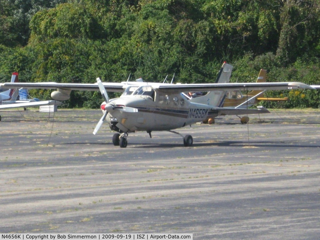 N4656K, 1979 Cessna P210N Pressurised Centurion C/N P21000251, On the ramp at Cincinnati Blue Ash