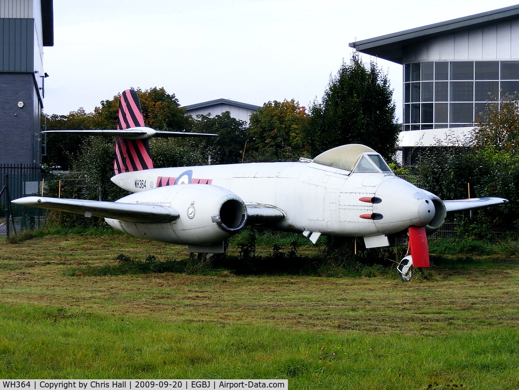 WH364, Gloster Meteor F.8 C/N Not found WH364, displayed by the airport perimeter fence