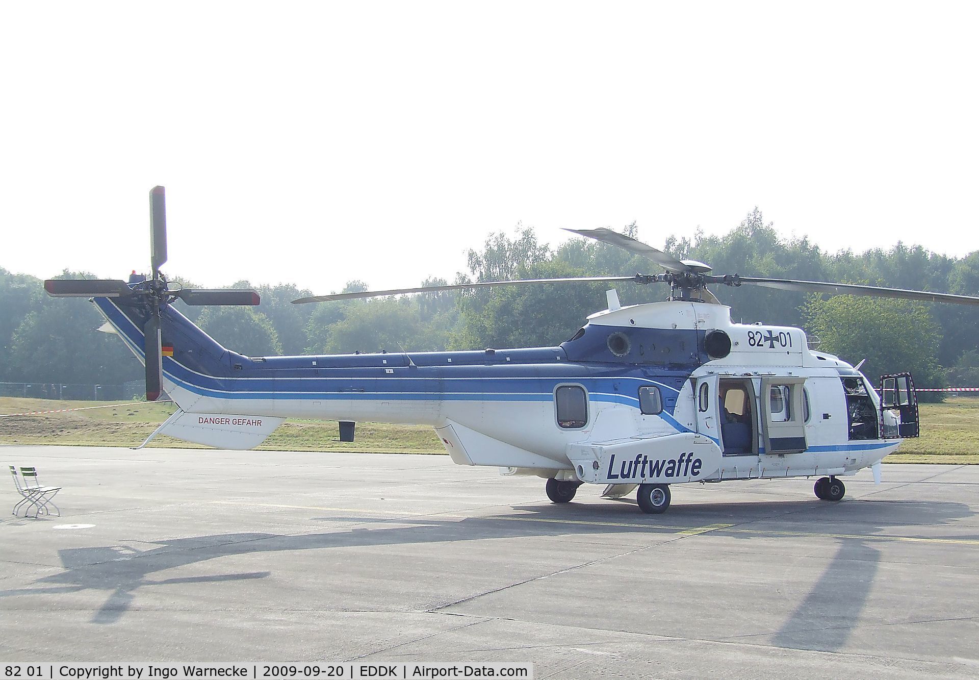 82 01, Eurocopter AS-532U2 Cougar C/N 2449, Eurocopter AS.532 Cougar of the German Air Force (Luftwaffe) VIP-Flight (Flugbereitschaft) at the DLR 2009 air and space day on the side of Cologne airport