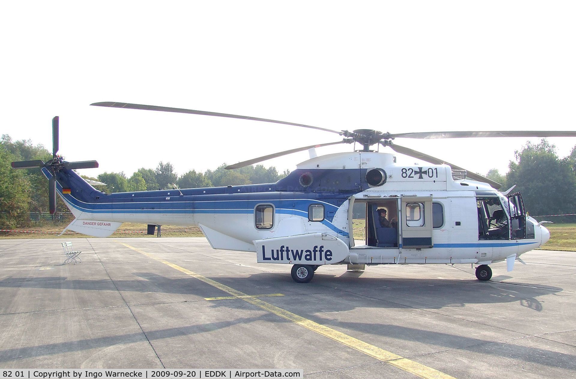 82 01, Eurocopter AS-532U2 Cougar C/N 2449, Eurocopter AS.532 Cougar of the German Air Force (Luftwaffe) VIP-Flight (Flugbereitschaft) at the DLR 2009 air and space day on the side of Cologne airport