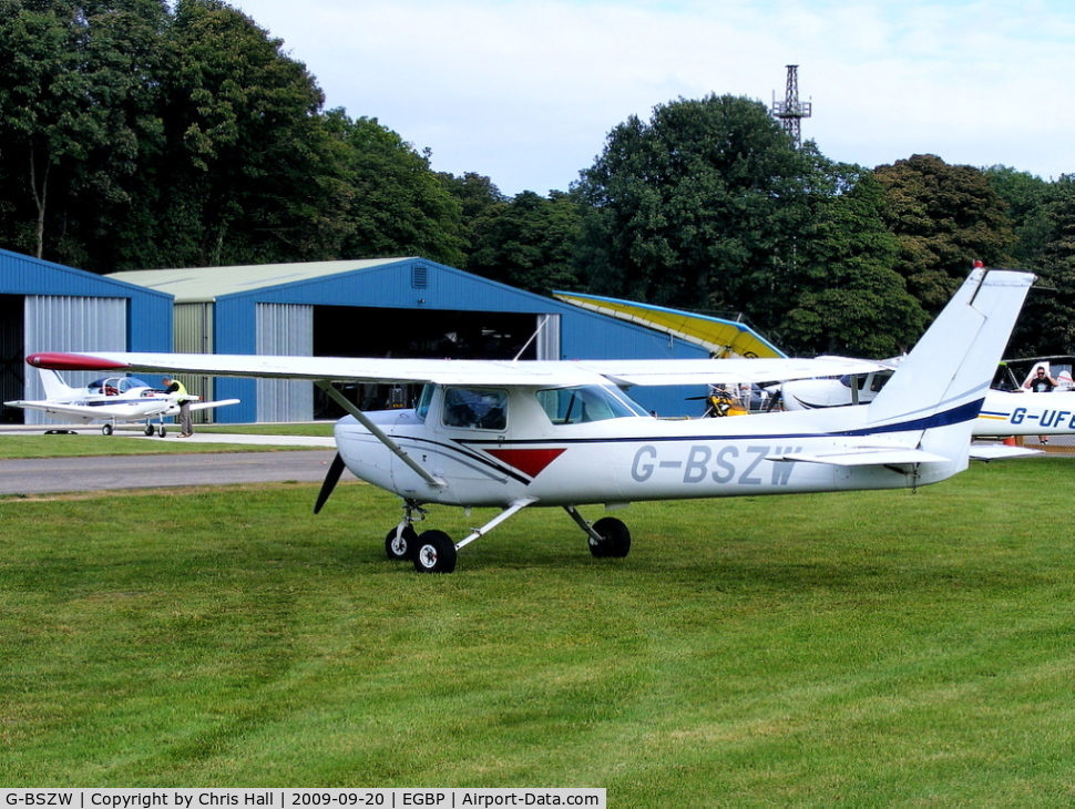 G-BSZW, 1977 Cessna 152 C/N 152-81072, Haimoss Ltd, Previous ID: N48958