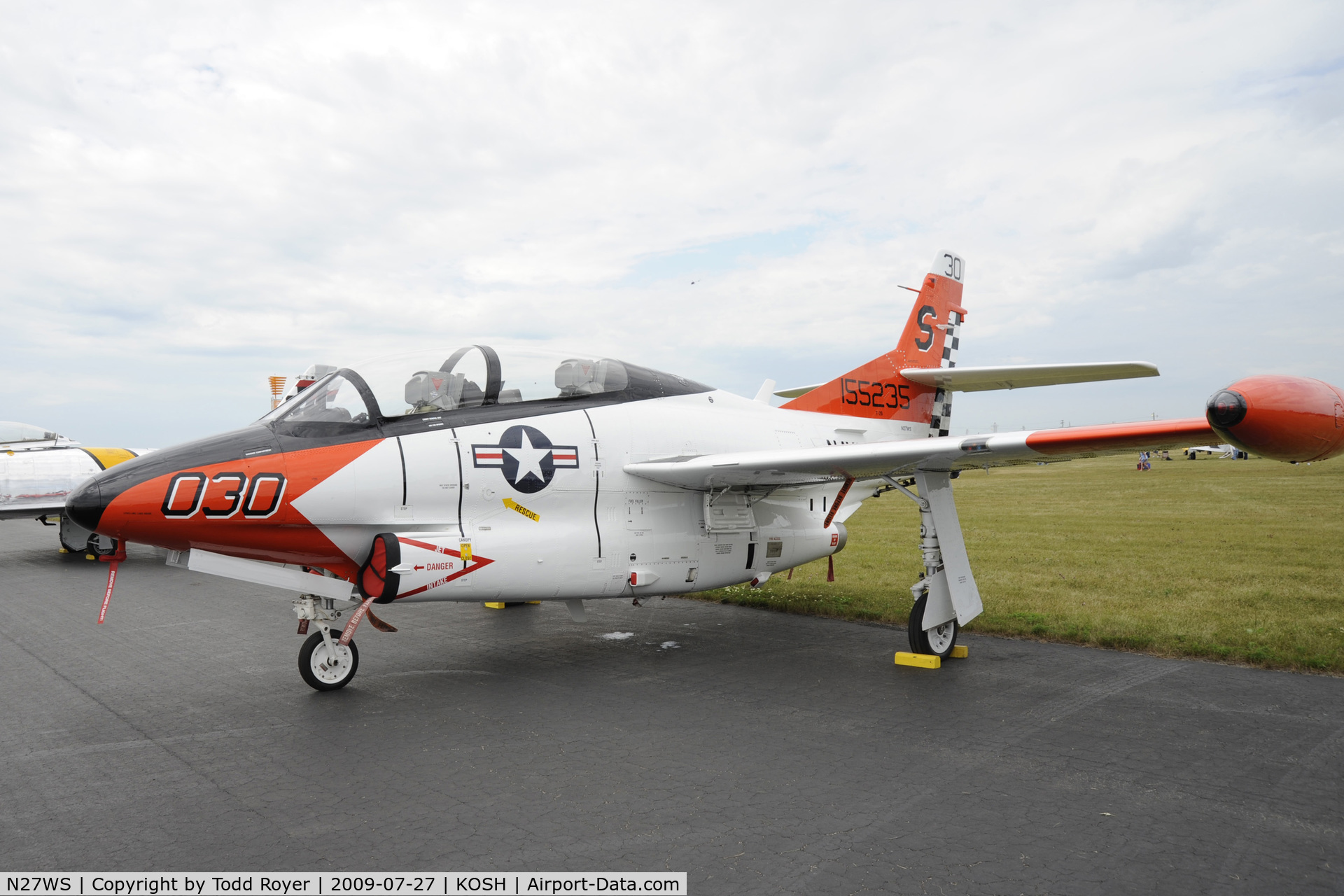 N27WS, North American T-2B Buckeye C/N 310-30, Oshkosh EAA Fly-in 2009