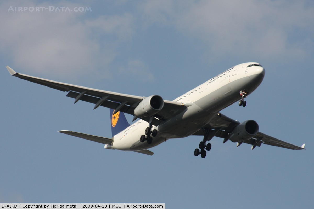 D-AIKD, 2004 Airbus A330-343X C/N 629, Lufthansa A330-300