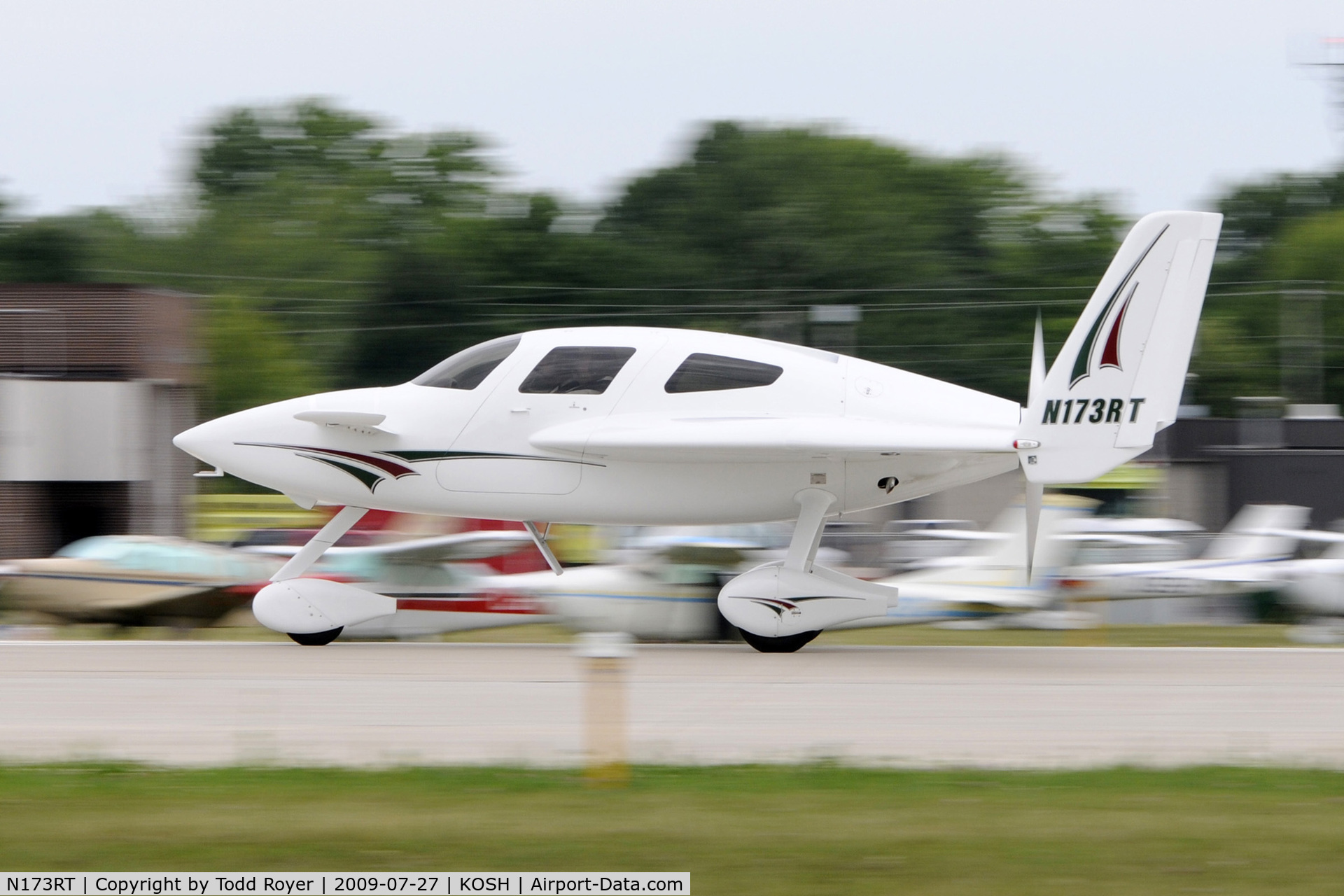 N173RT, 2007 Velocity Velocity 173 Elite FG C/N DMO270, Departing OSH on 27