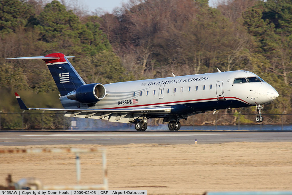 N439AW, 2003 Bombardier CRJ-200LR (CL-600-2B19) C/N 7753, US Airways Express (Air Wisconsin) N439AW (FLT AWI3719) from Philadelphia Int'l (KPHL) landing on RWY 23.