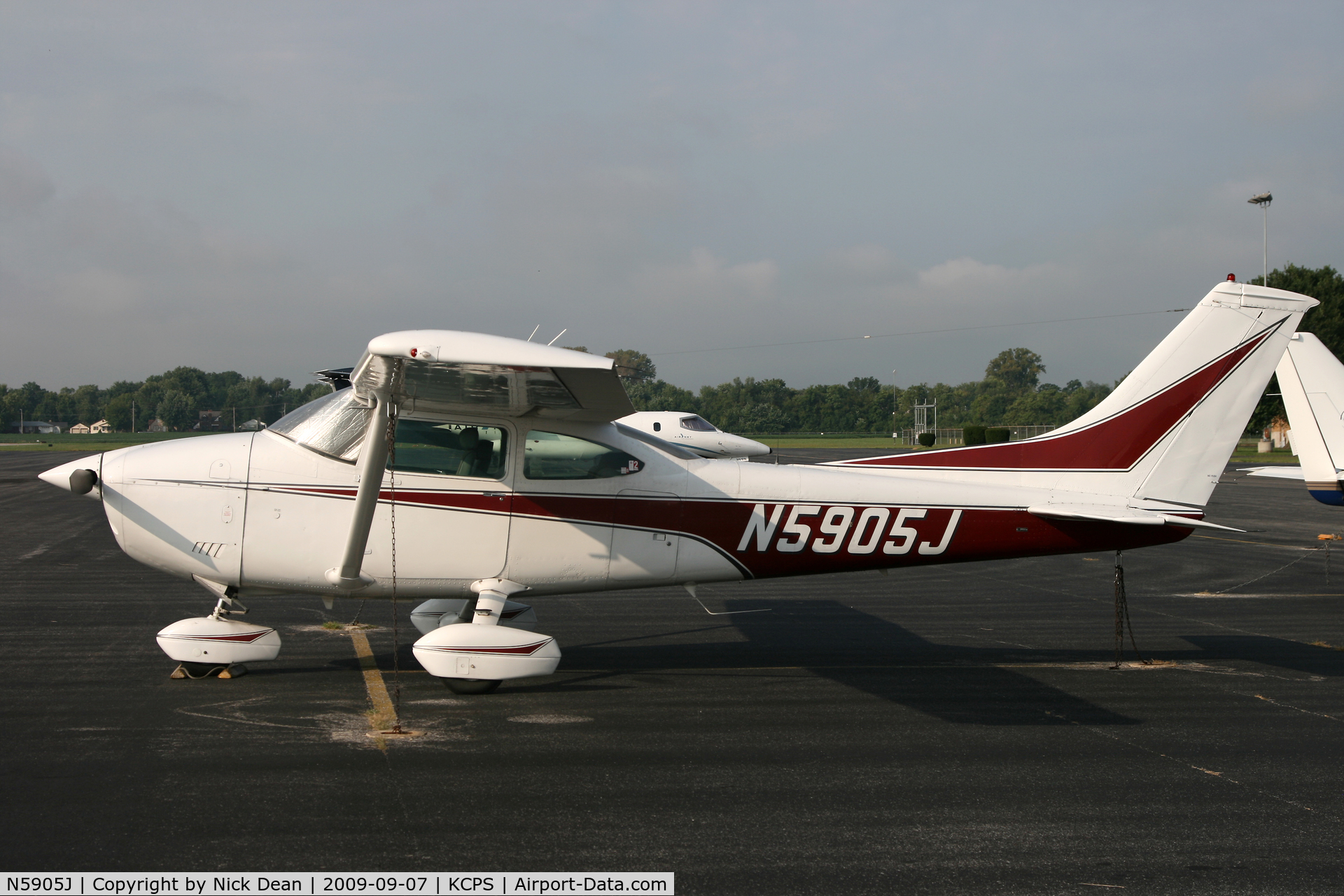 N5905J, 1975 Cessna 182P Skylane C/N 18263573, KCPS