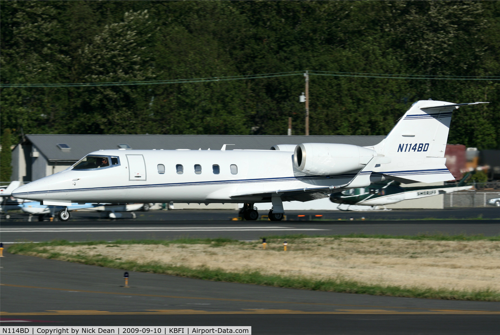 N114BD, 1999 Learjet 60 C/N 60-166, KBFI