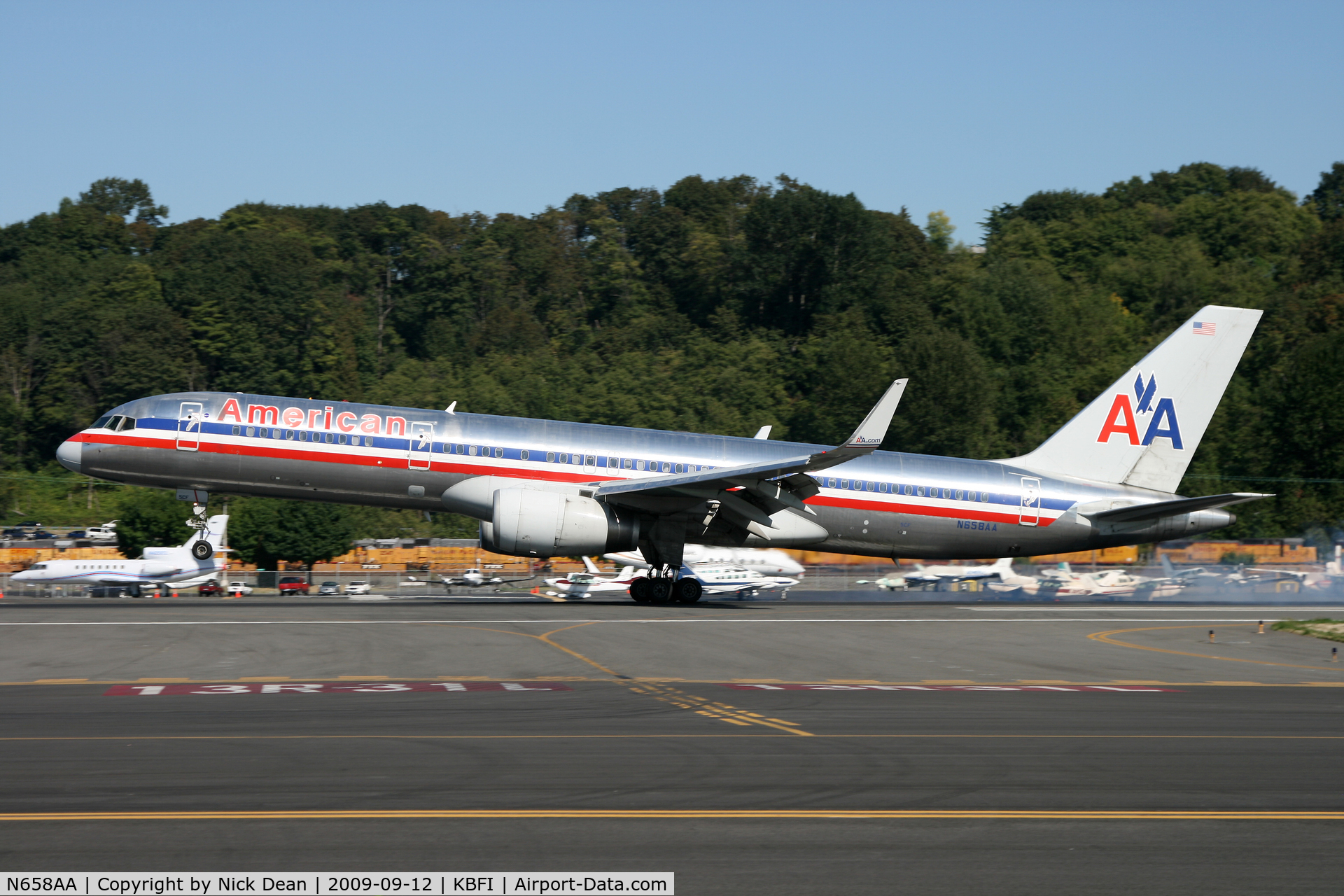 N658AA, 1991 Boeing 757-223 C/N 24616, KBFI