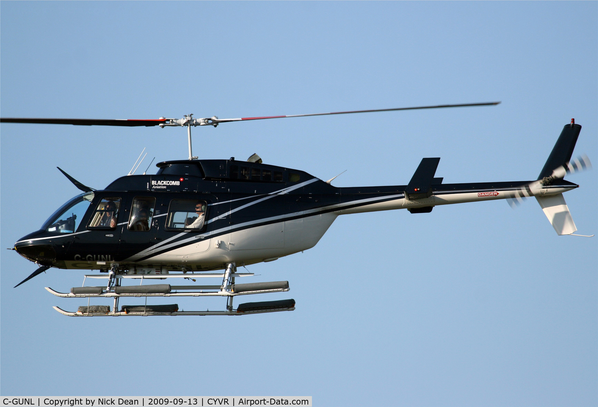 C-GUNL, 1990 Bell 206L-3 LongRanger III C/N 51420, CYVR