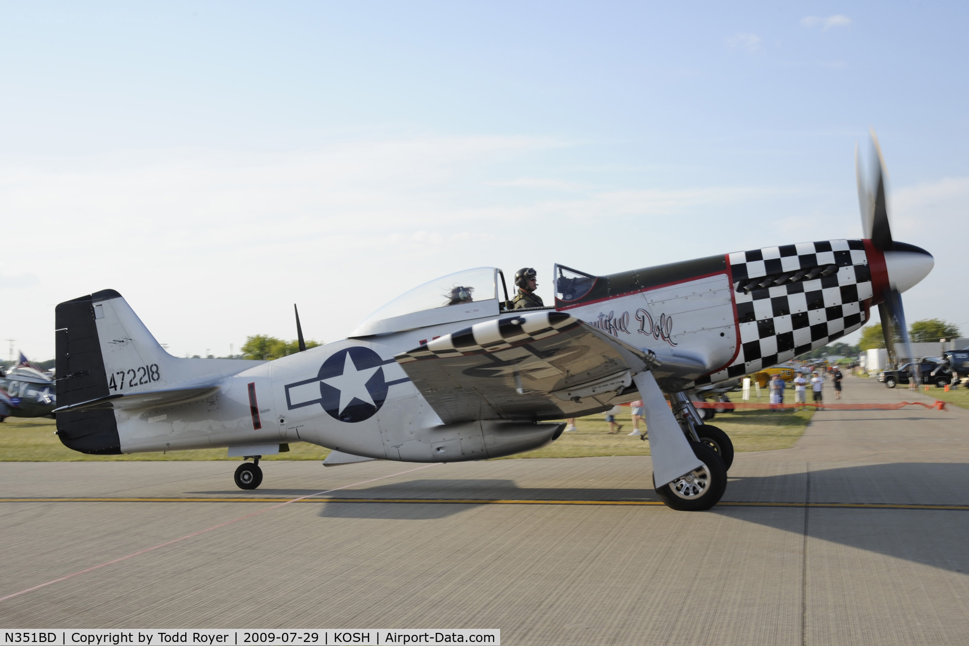 N351BD, 1944 North American F-51D Mustang C/N 44-85634, Taxi for departure