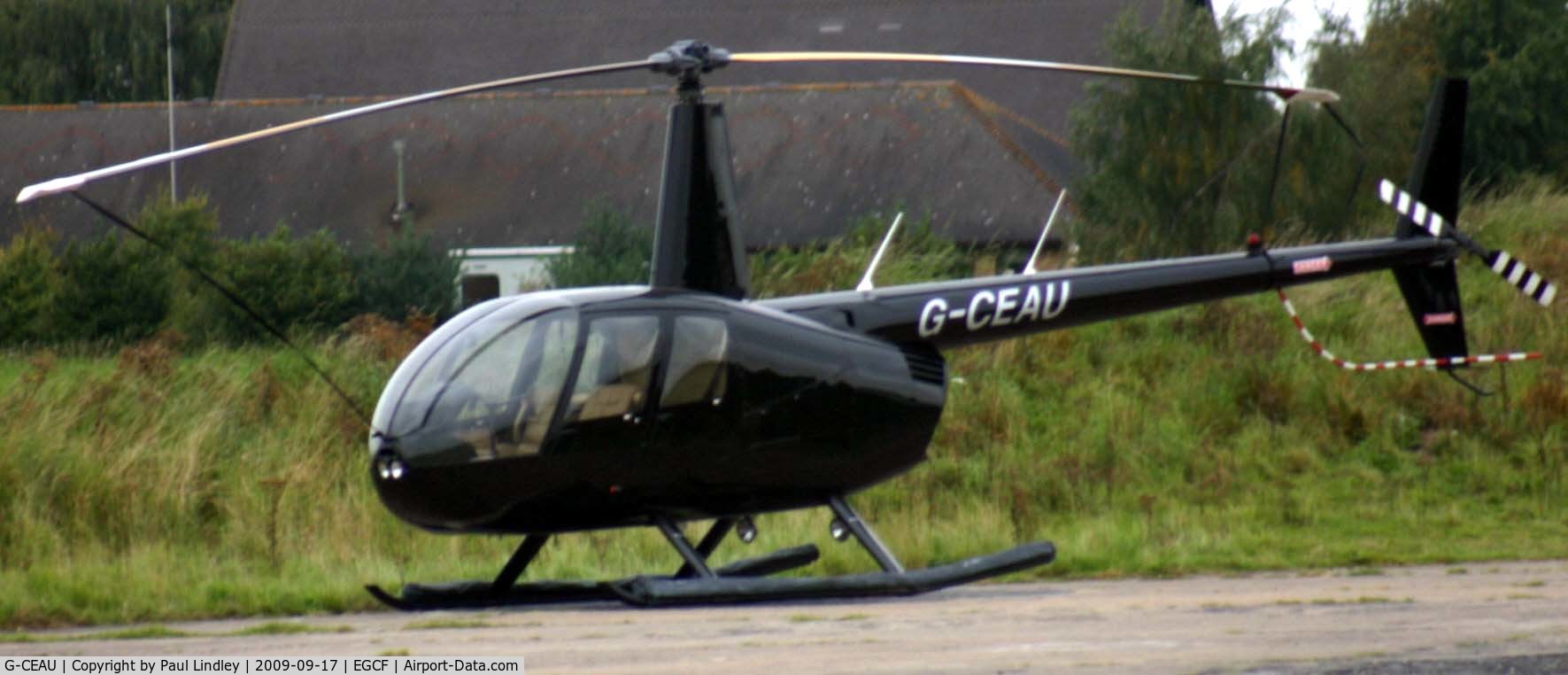 G-CEAU, 2006 Robinson R44 Raven II C/N 11311, Parked up for Lunch