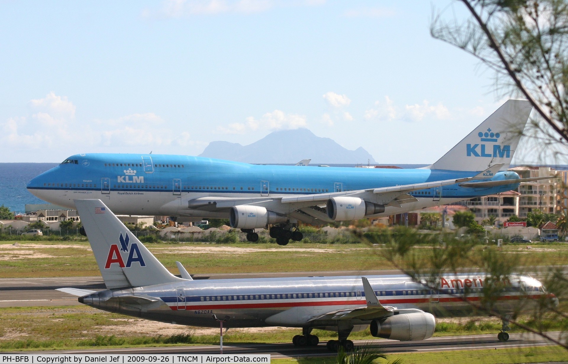PH-BFB, 1989 Boeing 747-406 C/N 24000, a very nice shot with SABA in the back ground,