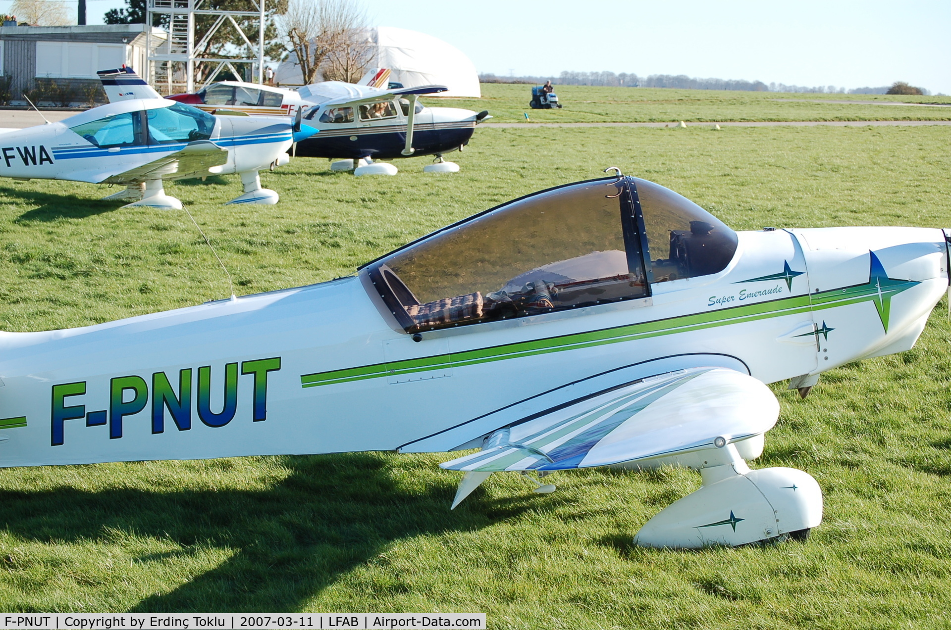 F-PNUT, Piel CP-319 Emeraude C/N 367, Seen at Dieppe