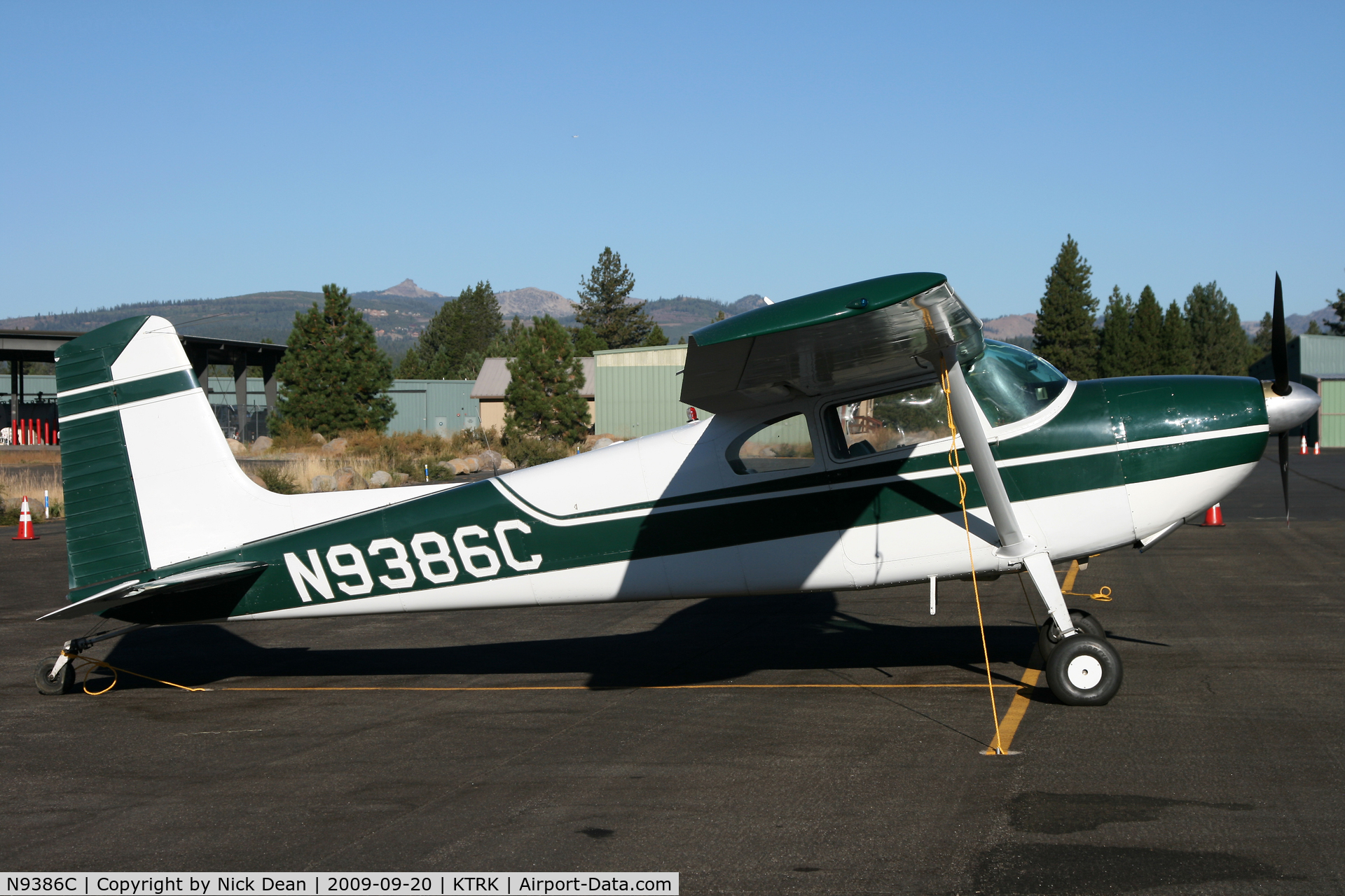 N9386C, 1955 Cessna 180 C/N 31784, KTRK