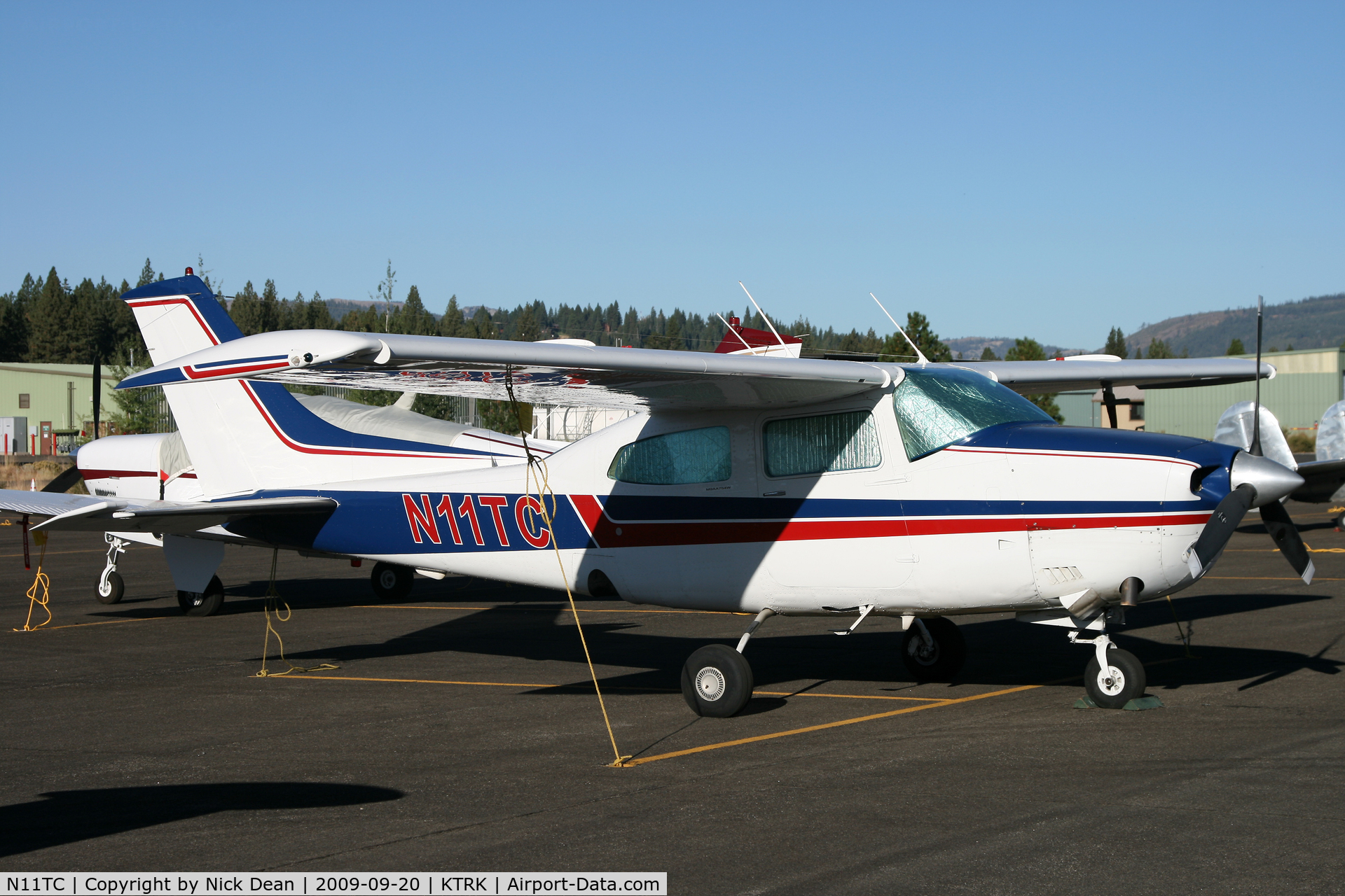 N11TC, 1977 Cessna T210M Turbo Centurion C/N 21062230, KTRK