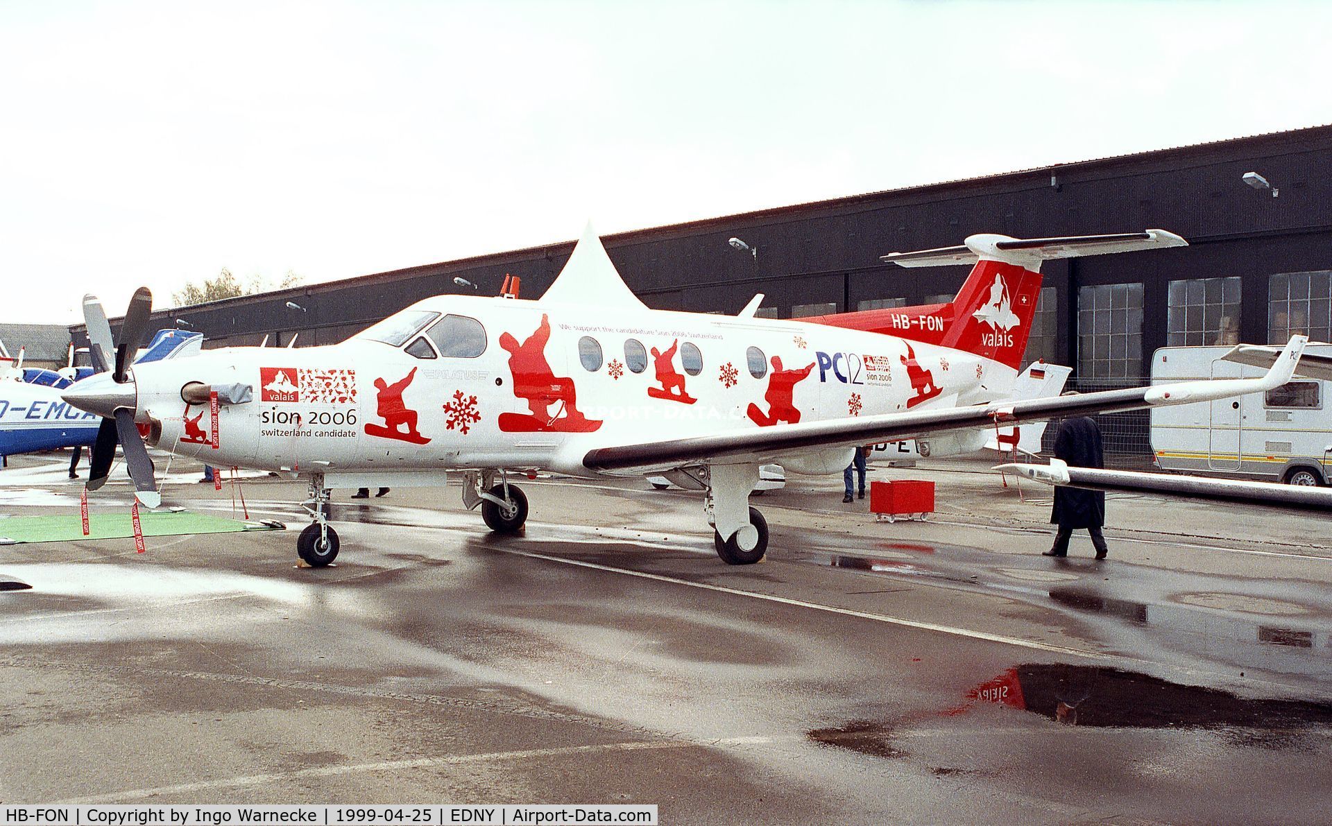 HB-FON, 1998 Pilatus PCXII C/N 213, Pilatus PC-12 at the Aero 1999, Friedrichshafen