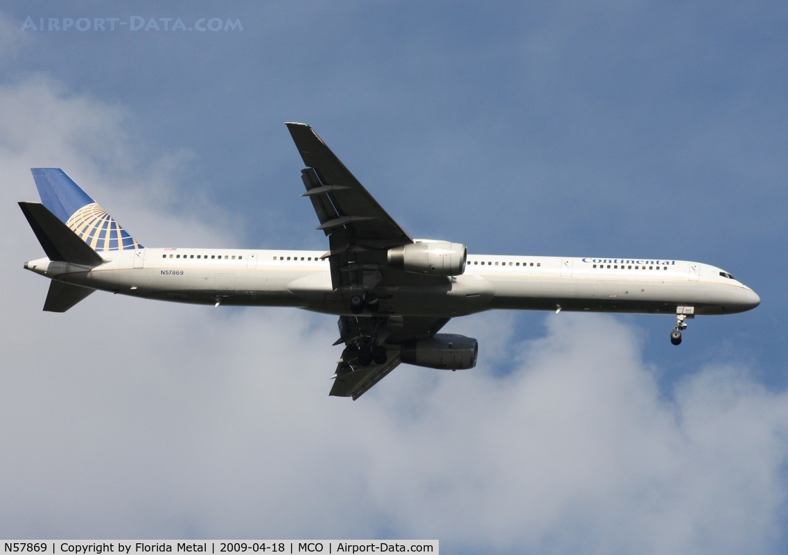 N57869, 2002 Boeing 757-33N C/N 32593, Continental 757-300