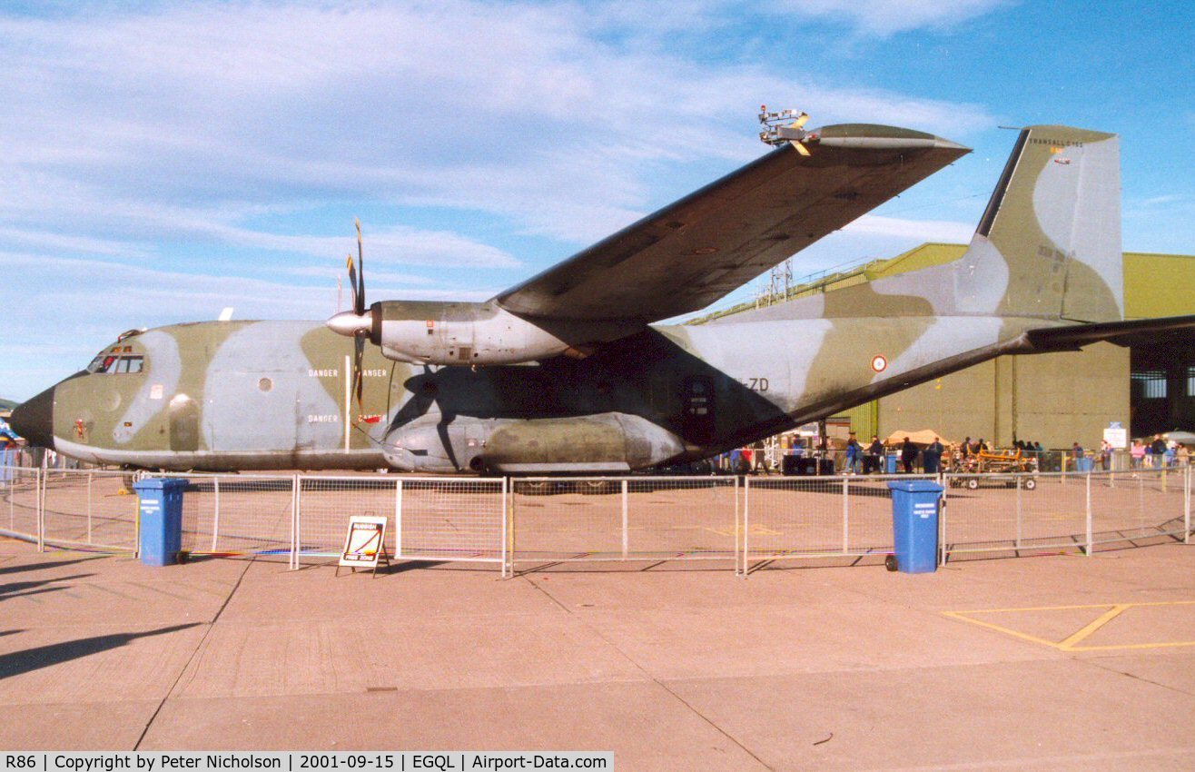R86, Transall C-160R C/N 86, C-160R Transall, callsign Cotam 1500, of ET 03.061 on display at the 2001 Leuchars Airshow.