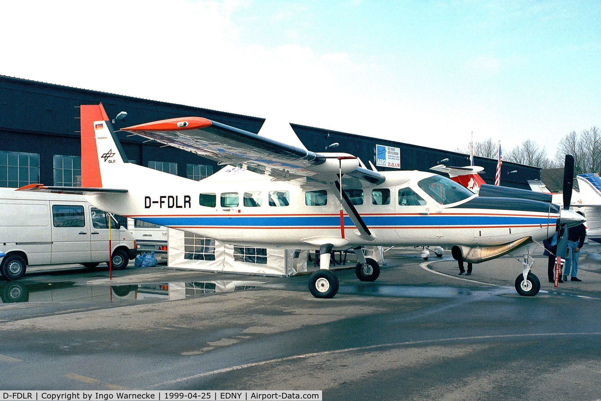 D-FDLR, 1998 Cessna 208B Grand Caravan C/N 208B-0708, Cessna 208B Grand Caravan of the DLR at the Aero 1999, Friedrichshafen