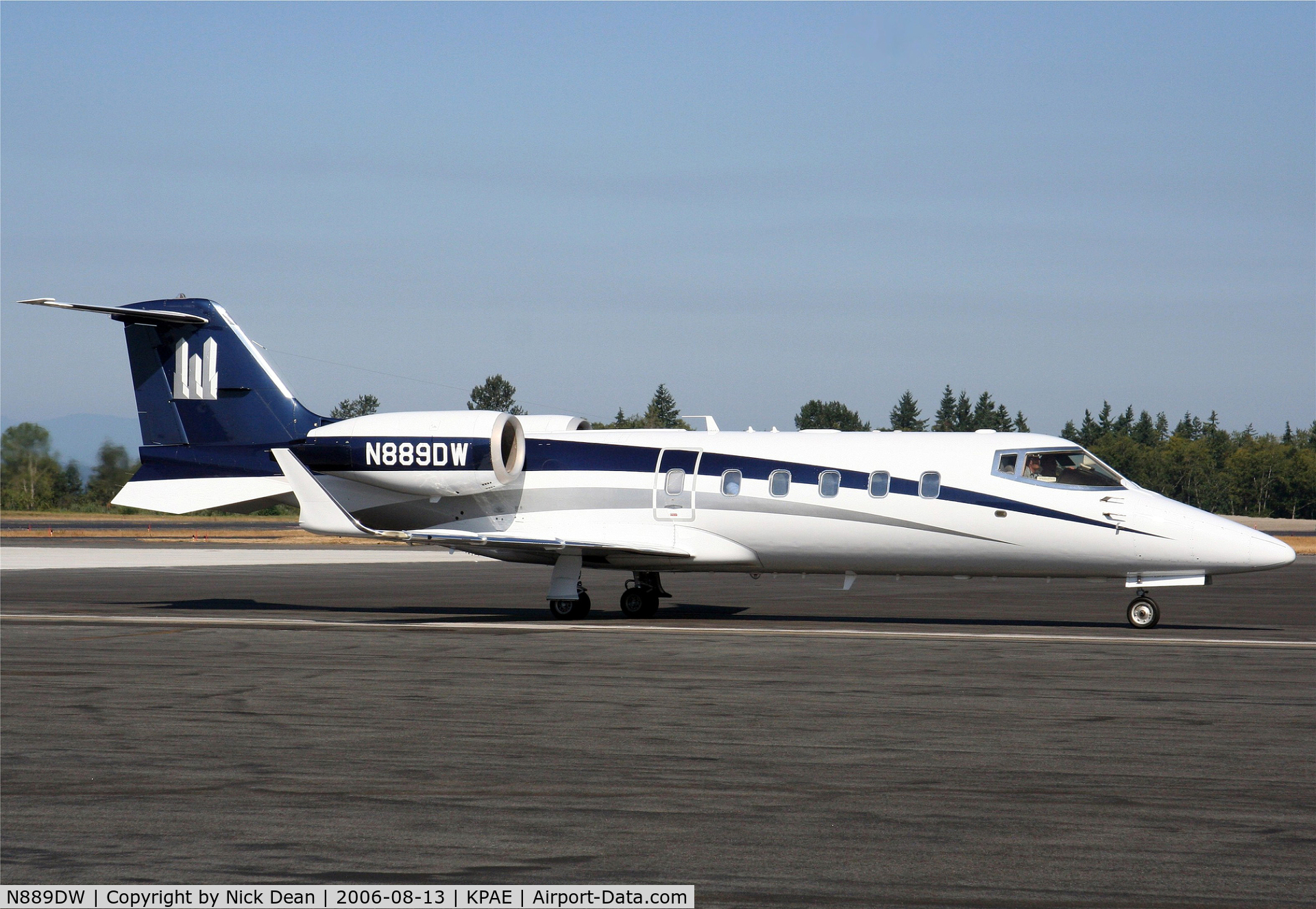 N889DW, 1997 Learjet Inc 60 C/N 117, KPAE