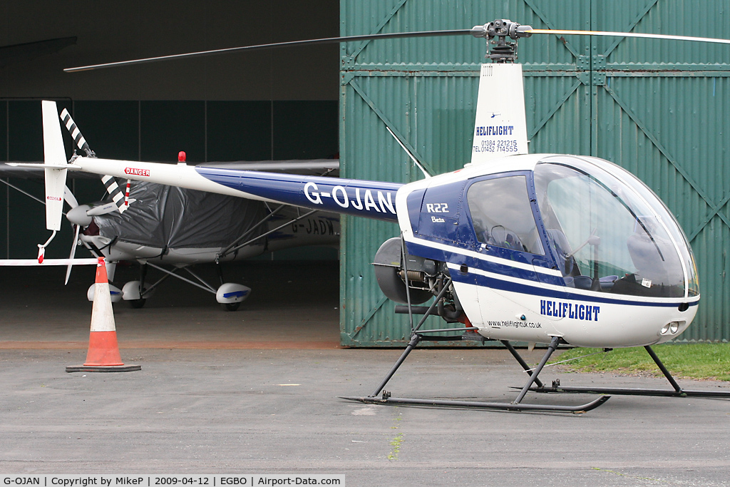 G-OJAN, 1991 Robinson R22 Beta C/N 2012, Pictured during the Easter Open Day & Fly-In.