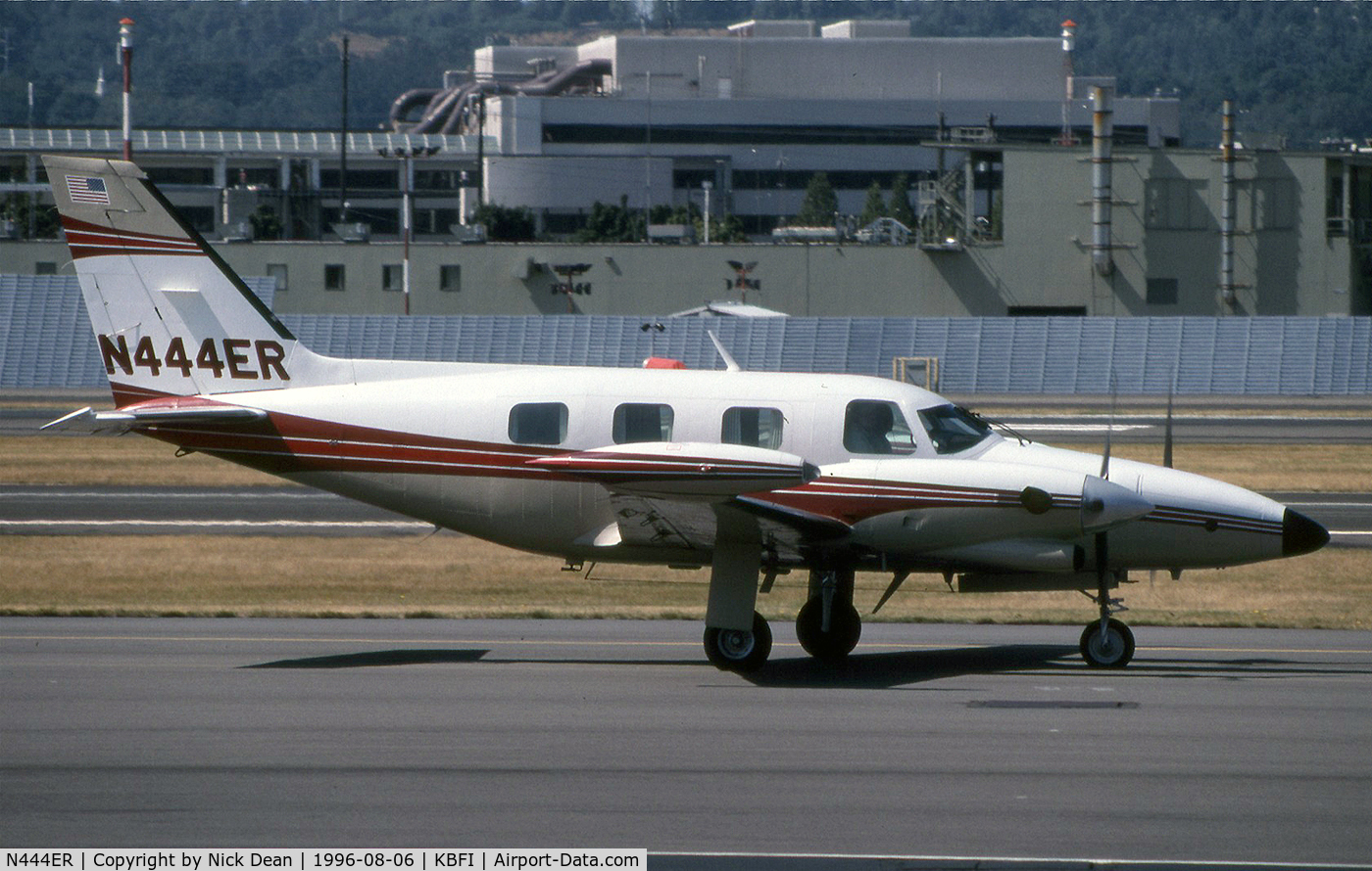 N444ER, Piper PA-31T2 C/N 31T-8166071, KBFI